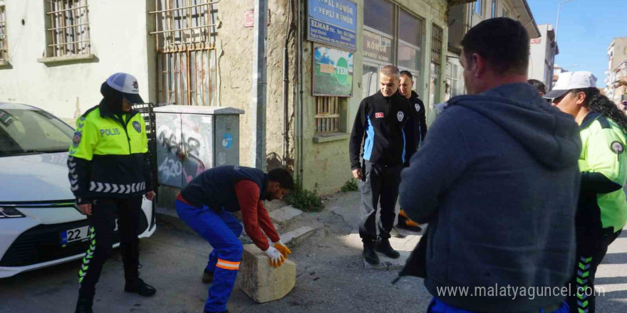 Edirne’de polis ve zabıta ekiplerinden duba uygulaması