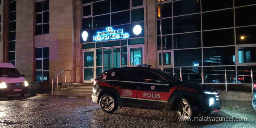 Edirne’de şafak operasyonu: 26 şüpheli gözaltına alındı