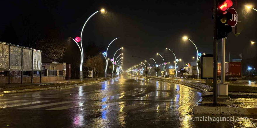 Edirne’de sağanak yağış ve lodos etkili oldu