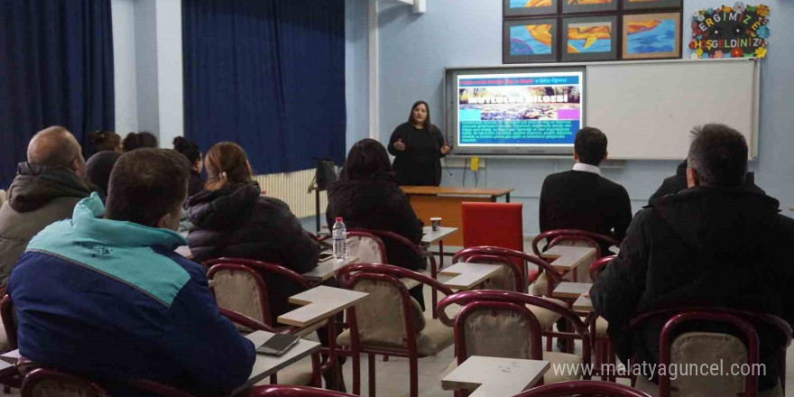 Edirne’de veliler haftanın 1 günü okula gidiyor