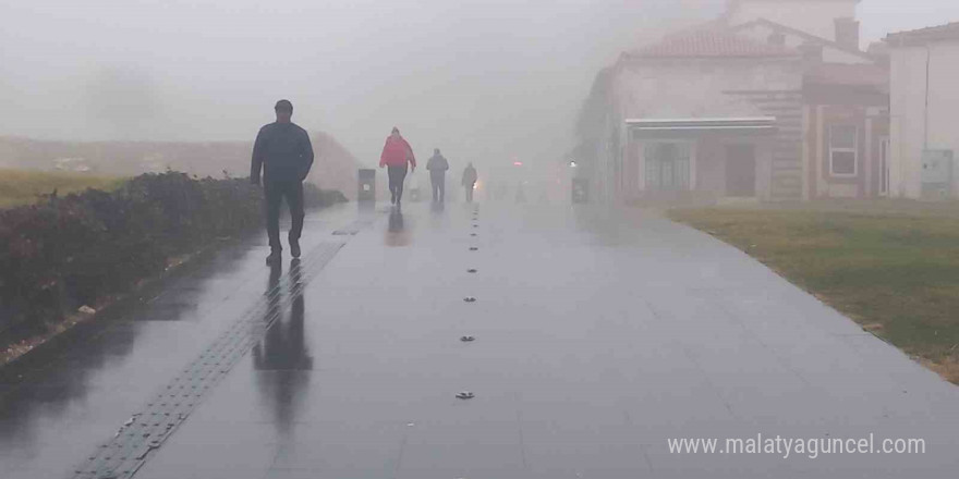 Edirne’yi sis kapladı