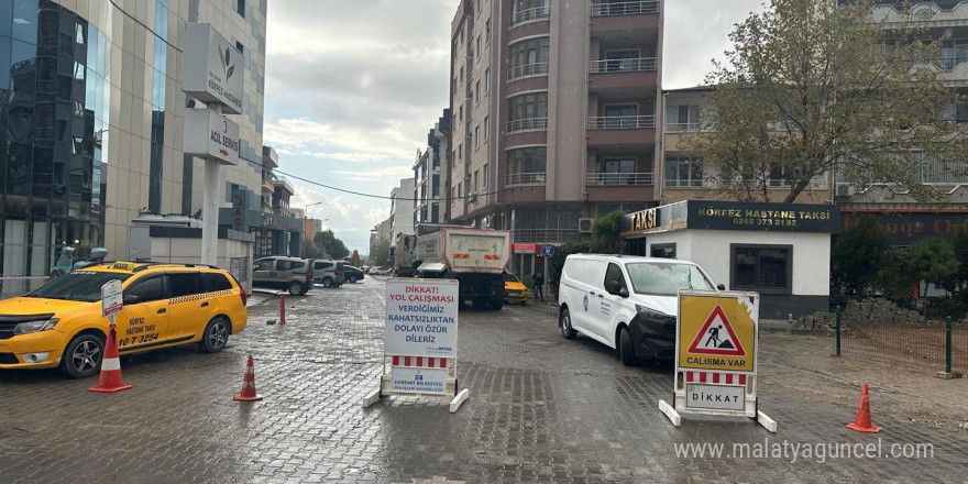 Edremit Belediyesi’nden yol düzenleme çalışmaları