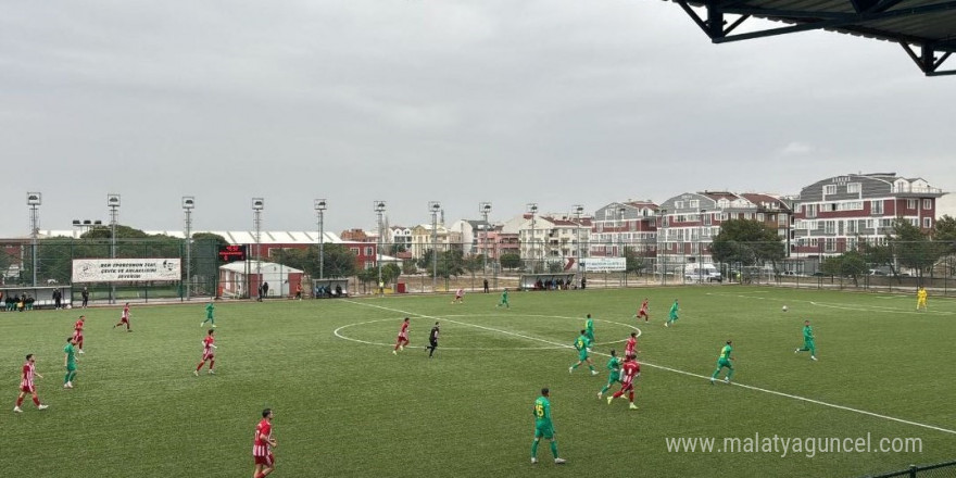 Edremitspor, kazanmaya devam ediyor