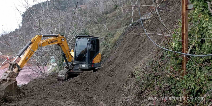 Efeler Belediyesi kapanan yolu açtı