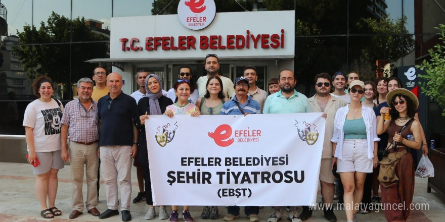 Efeler’in sanat yüzlerine ödül