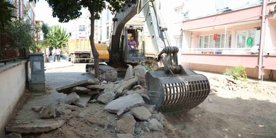 Efeler’in ulaşım ağı yenileniyor