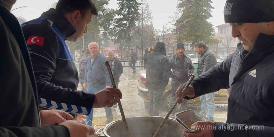 ’Efsane Başkan’ dualarla anıldı