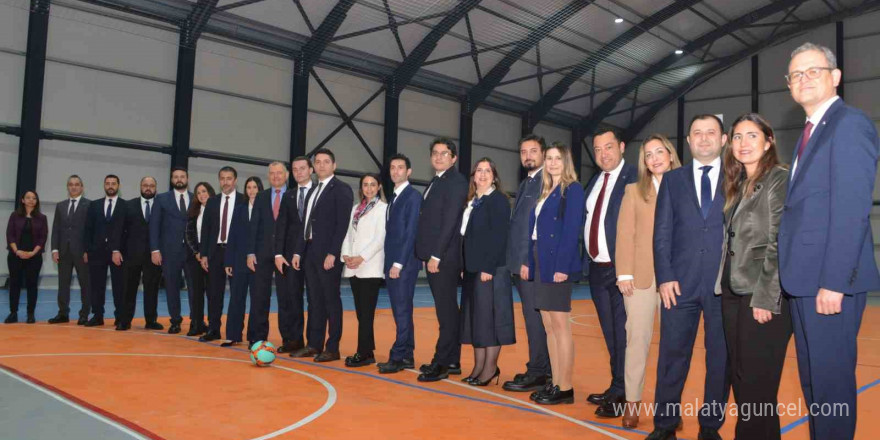 EGİAD Ortaokulu Spor Salonu tamamlandı