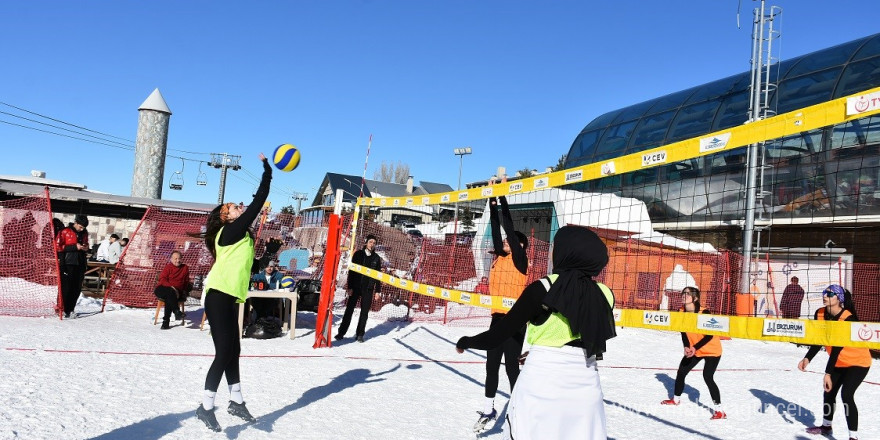 EİT 2025’te kar voleybolu heyecanı