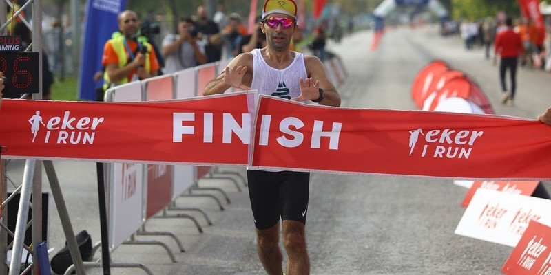 Eker I Run’da, adım adım iyilik peşinde koşuldu