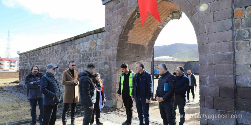 El Aman Hanı restorasyon çalışmaları gözden geçirildi