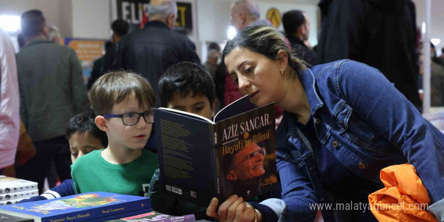 Elazığ’da 5. Kitap Fuarı kapılarını ziyaretçilere açtı