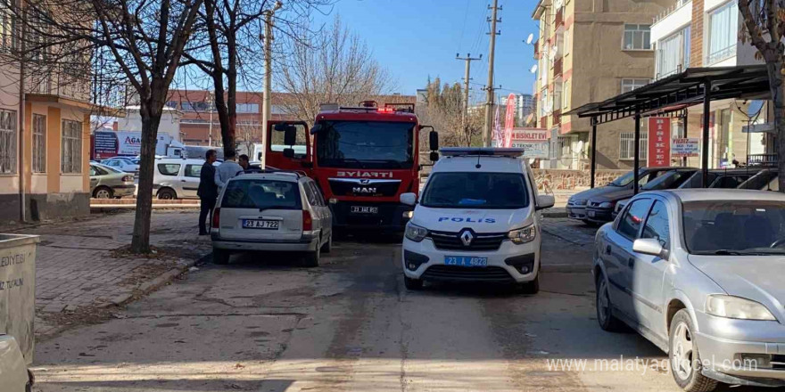 Elazığ’da ev yangını