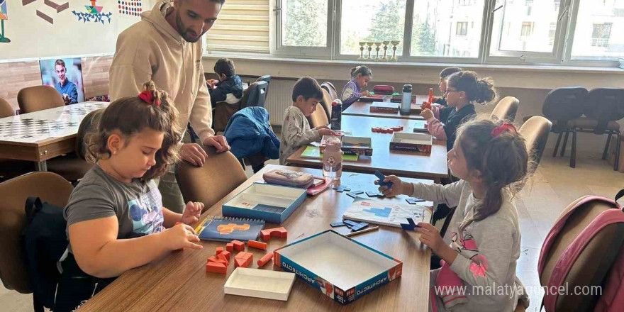 Elazığ’da gençlik merkezleri yoğun talep görüyor