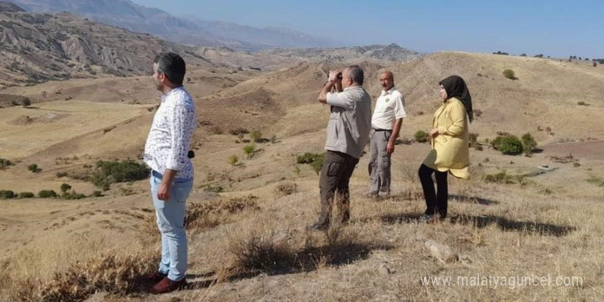 Elazığ’da kaçak avcıların kullandığı, bıldırcın sesi çıkaran cihaz ele geçirildi