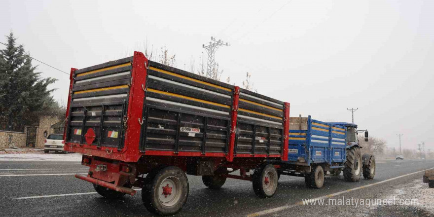 Elazığ’da kar yağışı etkili oldu