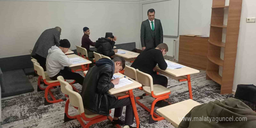 Elazığ’da  Kur’an-ı Kerim’i anlama programı