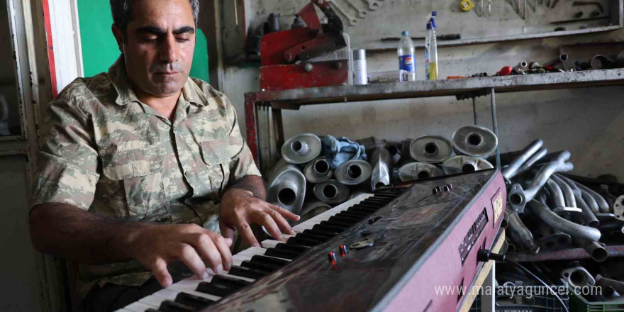 Elazığ’da 'Sanayinin Fazıl Say’ı': Oto tamir ustası nota bilgisi olmadan müzik yapıyor