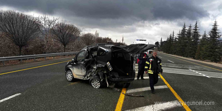 Elazığ’da trafik kazası: 2 yaralı