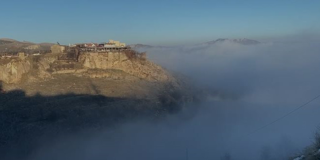 Elazığ’da yoğun sis etkisini sürdürüyor