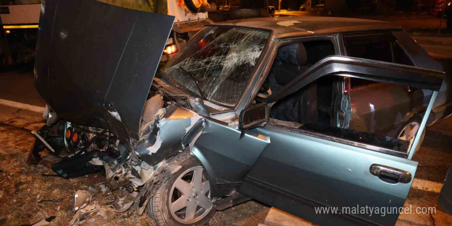 Elazığ’da zincirleme trafik kazası: 3 yaralı