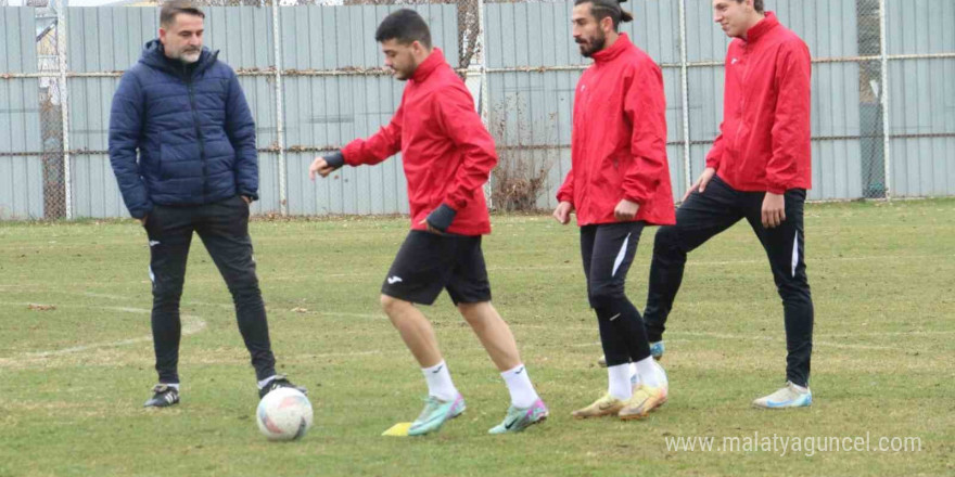 Elazığspor’da, Beyoğlu Yeni Çarşı hazırlıkları sürüyor