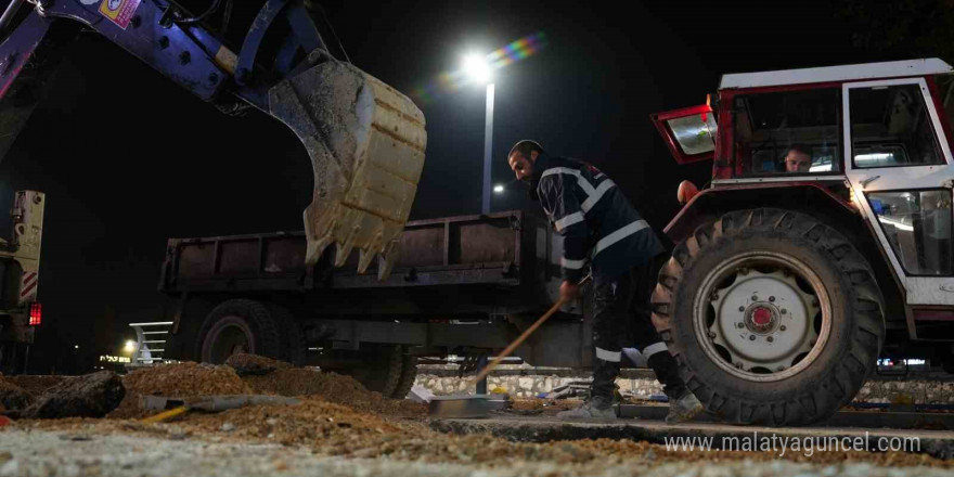 Elektrik hatları yer altına alındı