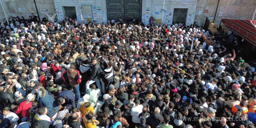 Emevi Cami’ndeki izdihamın nedeni ortaya çıktı: 