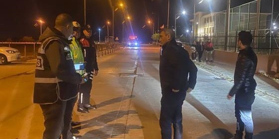 Emniyet ekipleri, öğrencilerin güvenliği için gece gündüz sahada