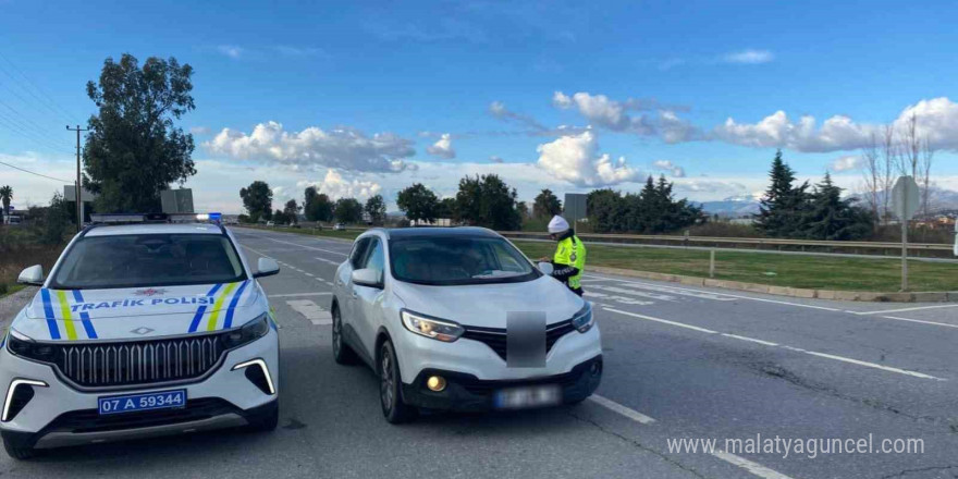 Engel tanımayan 743 sürücü, engelli park alanını ihlalden ceza yedi