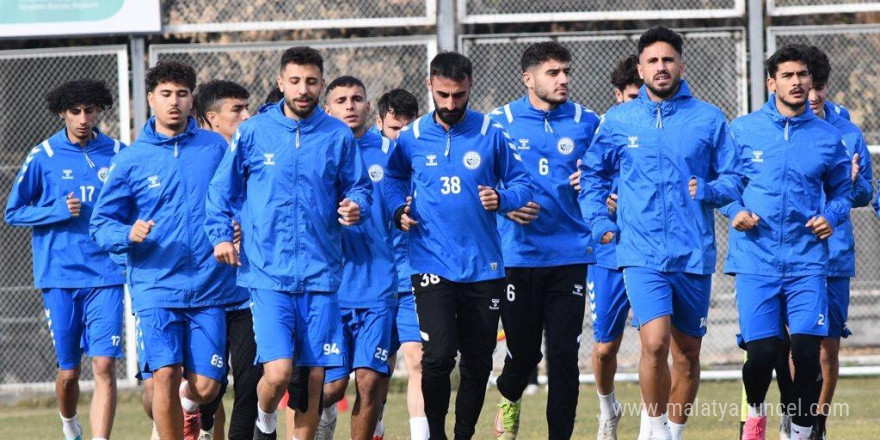 Erciyes 38 FK’da ayrılık var