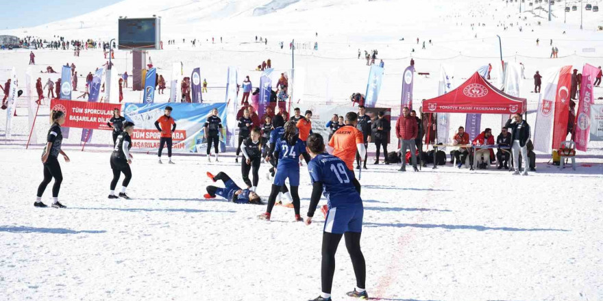 Erciyes’te Kar Ragbi Türkiye Şampiyonası heyecanı başladı