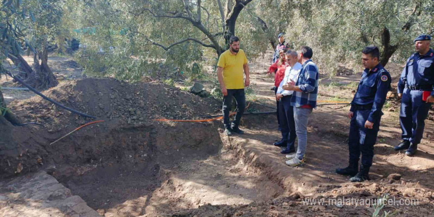 Erdek Kaymakamı Abdullah Atakan Atasoy, Kyzikos Antik Kenti kazı çalışmalarını yerinde inceledi