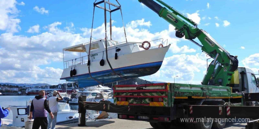 Erdek’te tekneler yeni sezona hazırlanıyor