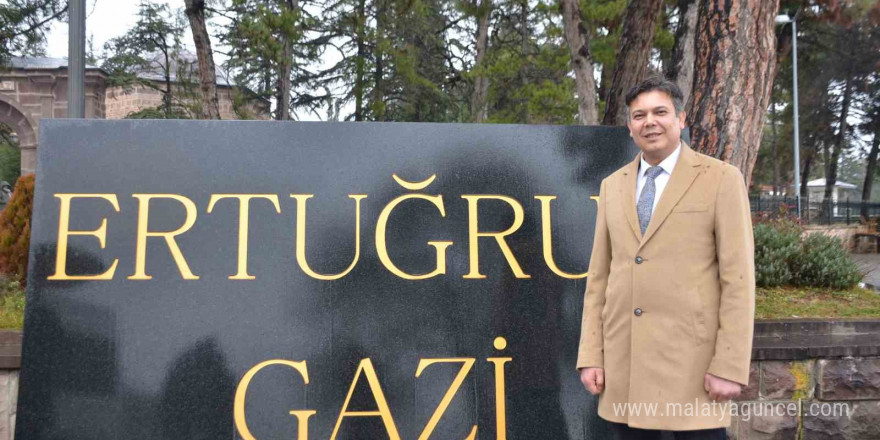 Ertuğrul Gazi Türbesi’ndeki ’Saygı Nöbeti’ metni Söğüt ruhuna uygun olarak değiştirildi