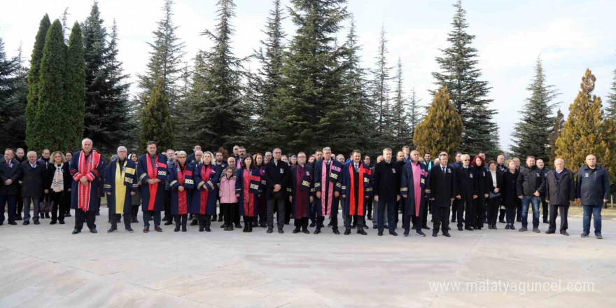 ERÜ’de 10 Kasım Atatürk’ü Anma Töreni gerçekleştirildi