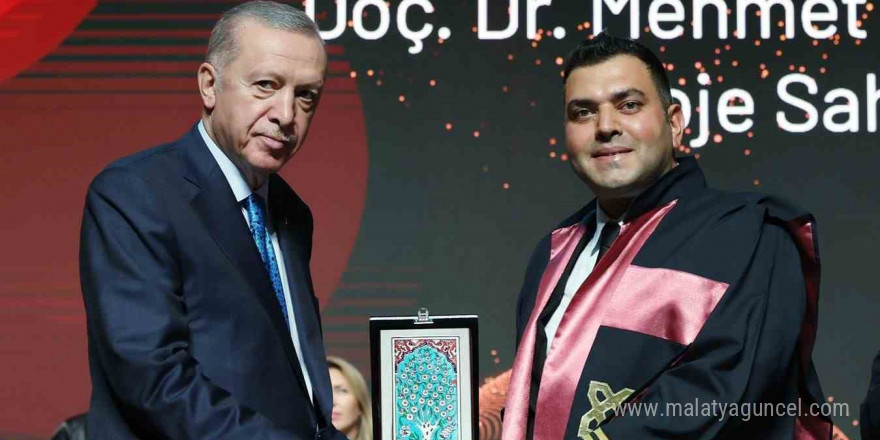 ERÜ’ye Cumhurbaşkanı Recep Tayyip Erdoğan’dan ödül