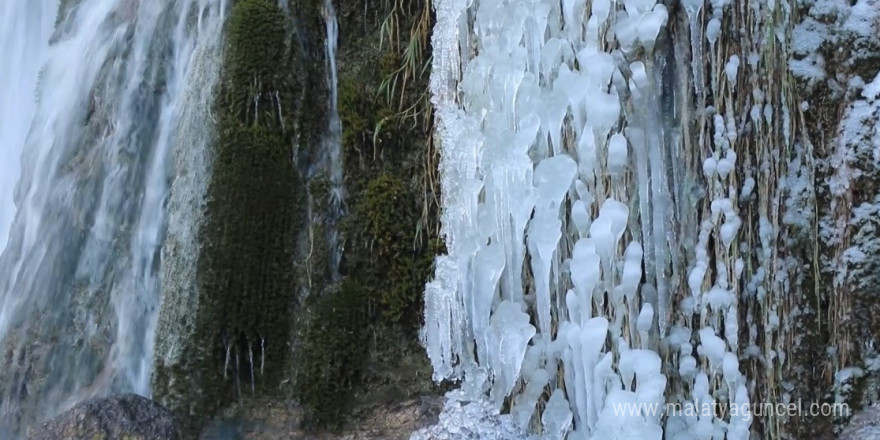 Erzincan 2025 yılının ilk günlerinde buz kesti