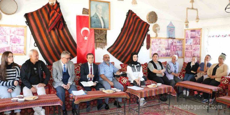 Erzincan Tatlısu’da kadınlar hem üretecek hem satacak