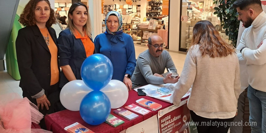 Erzincan’da Dünya Diyabet Günü kapsamında stant açıldı