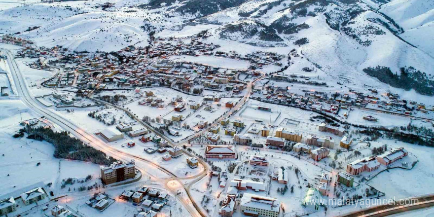 Erzincan’ın köylerinde kış mesaisi