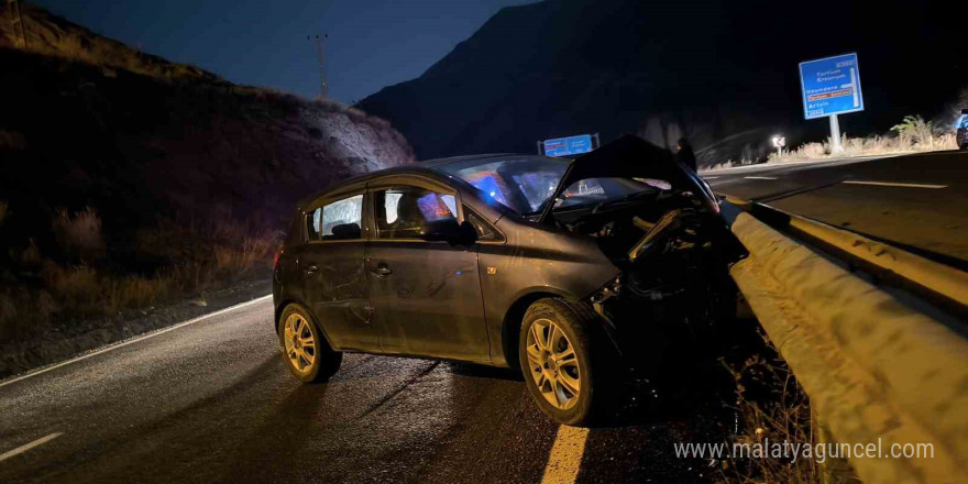 Erzurum-Artvin karayolunda trafik kazası: 5 yaralı