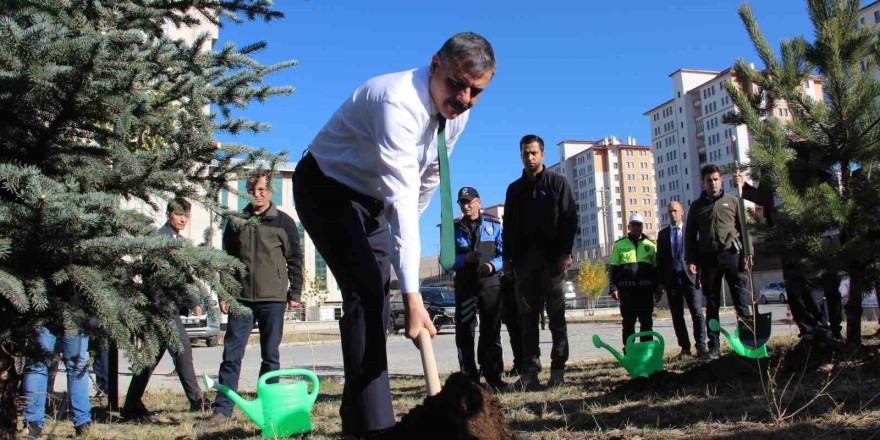 Erzurum polisinden çevre duyarlılığı