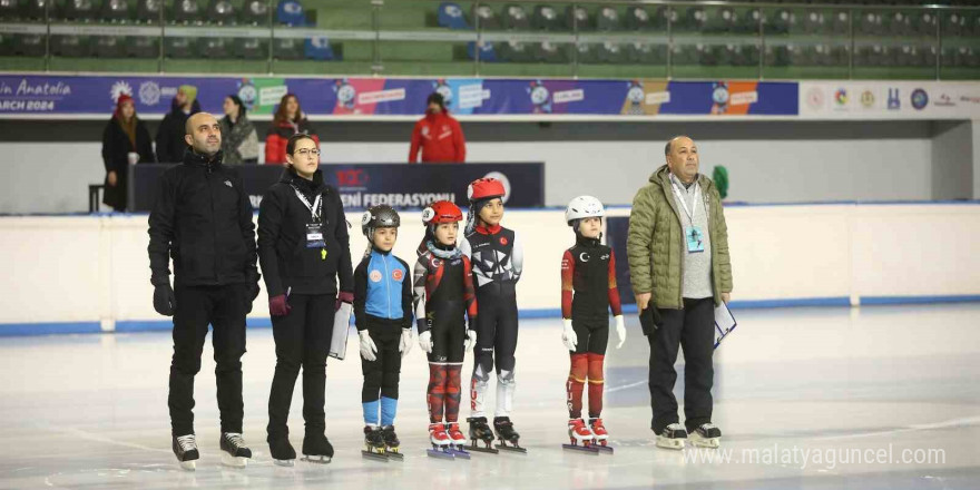 Erzurum’da short track yarışları başladı