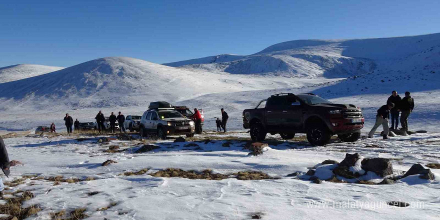 Erzurum’un saklı güzelliklerini off-road ile keşfediyorlar