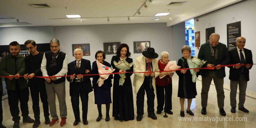 Esenler’de “Görsel Şahitler: Zamanı Durduran Ustalar” belgesel gösterimi ve fotoğraf sergisi açıldı