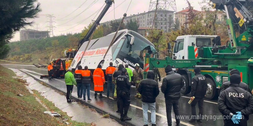 Esenlerde yaşanan feci kazanın ardından yol tekrardan trafiğe açıldı