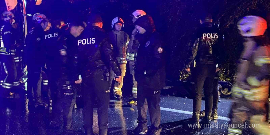 Esenler’de yolcu otobüsü yan yattı: 2 ölü, 15 yaralı