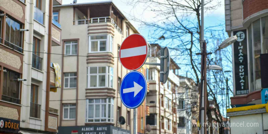 Esenyurt’un trafik sorununa “tek yönlü” çözüm