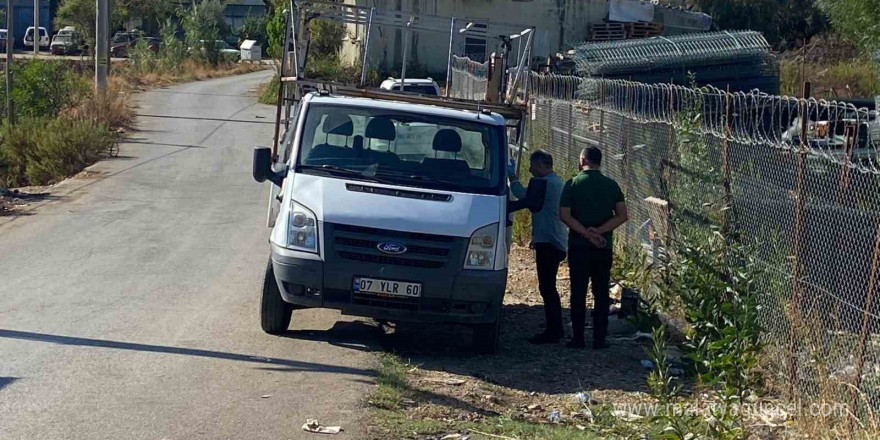 Eski çalıştığı iş yerinden kamyoneti alıp 90 kilometrelik gece turu yaptı